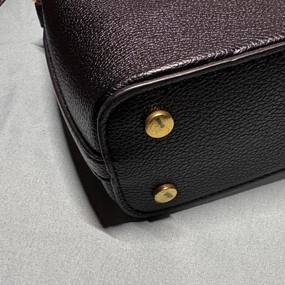 Tory Burch Britten Small Bucket Bag – Black Pebbled Leather with Gold Hardware